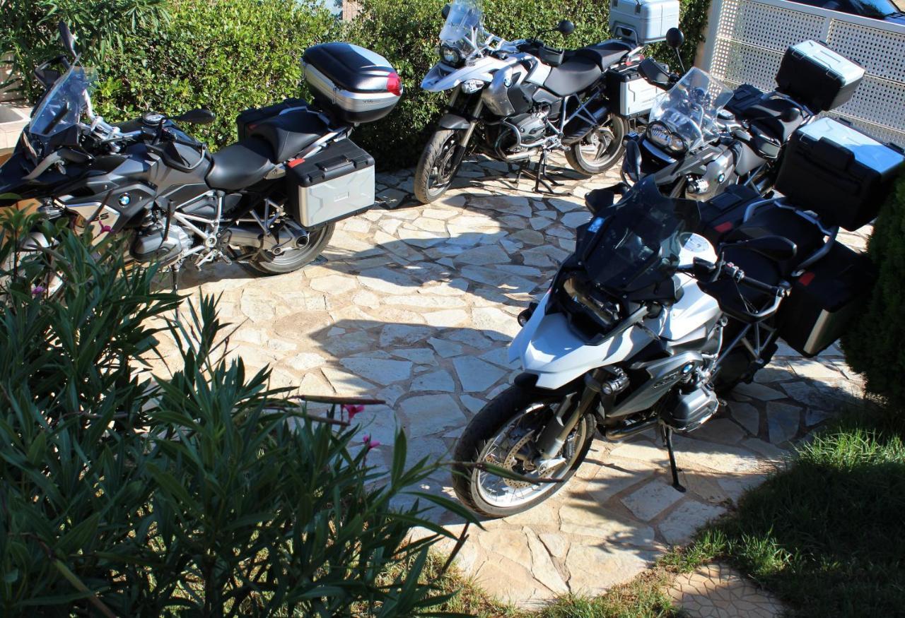 Helen'S Sounio Apartments Сунион Экстерьер фото